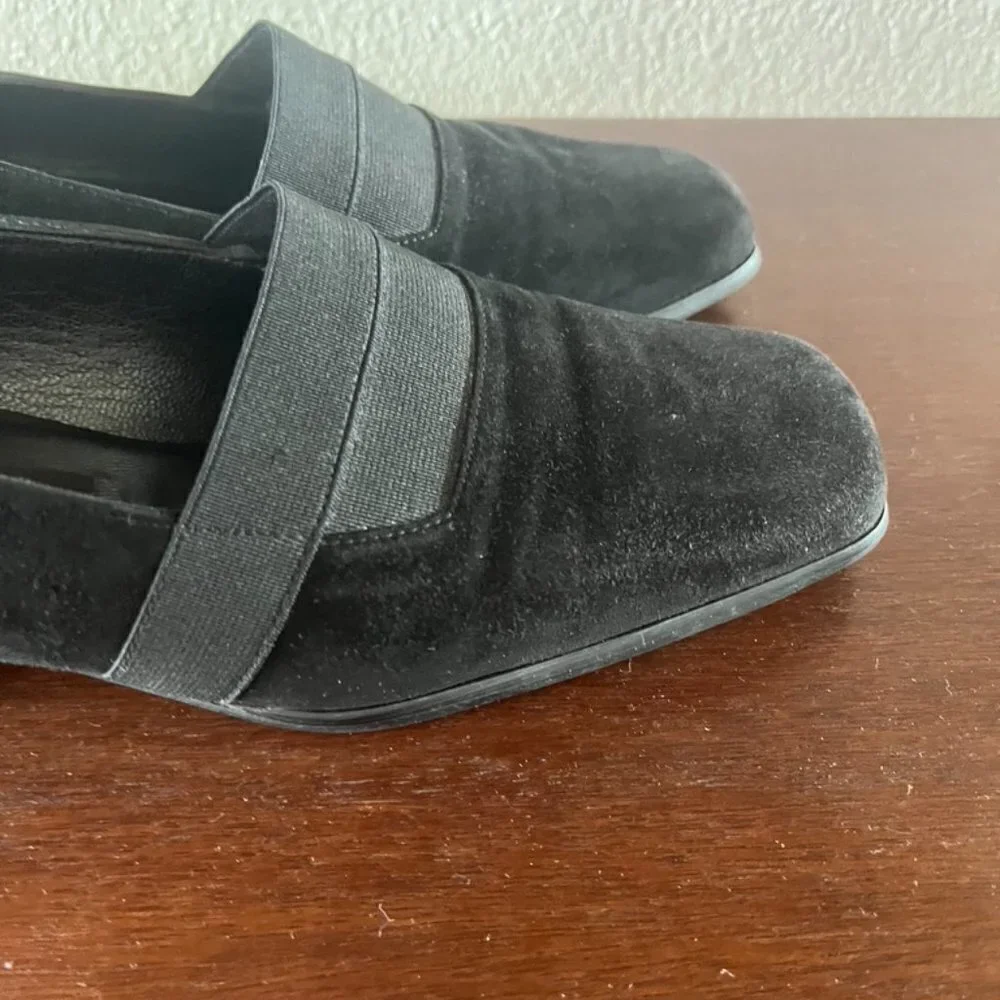 ** Stuart Weitzman Black Suede Loafers Shoes Slip On Black Low Heel Size 8